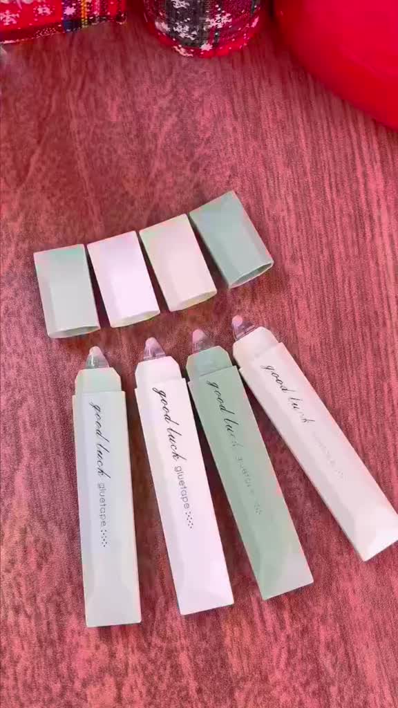 Gropething/tg Facebook ad: Scrapbooking Double-Sided Tape Roller
