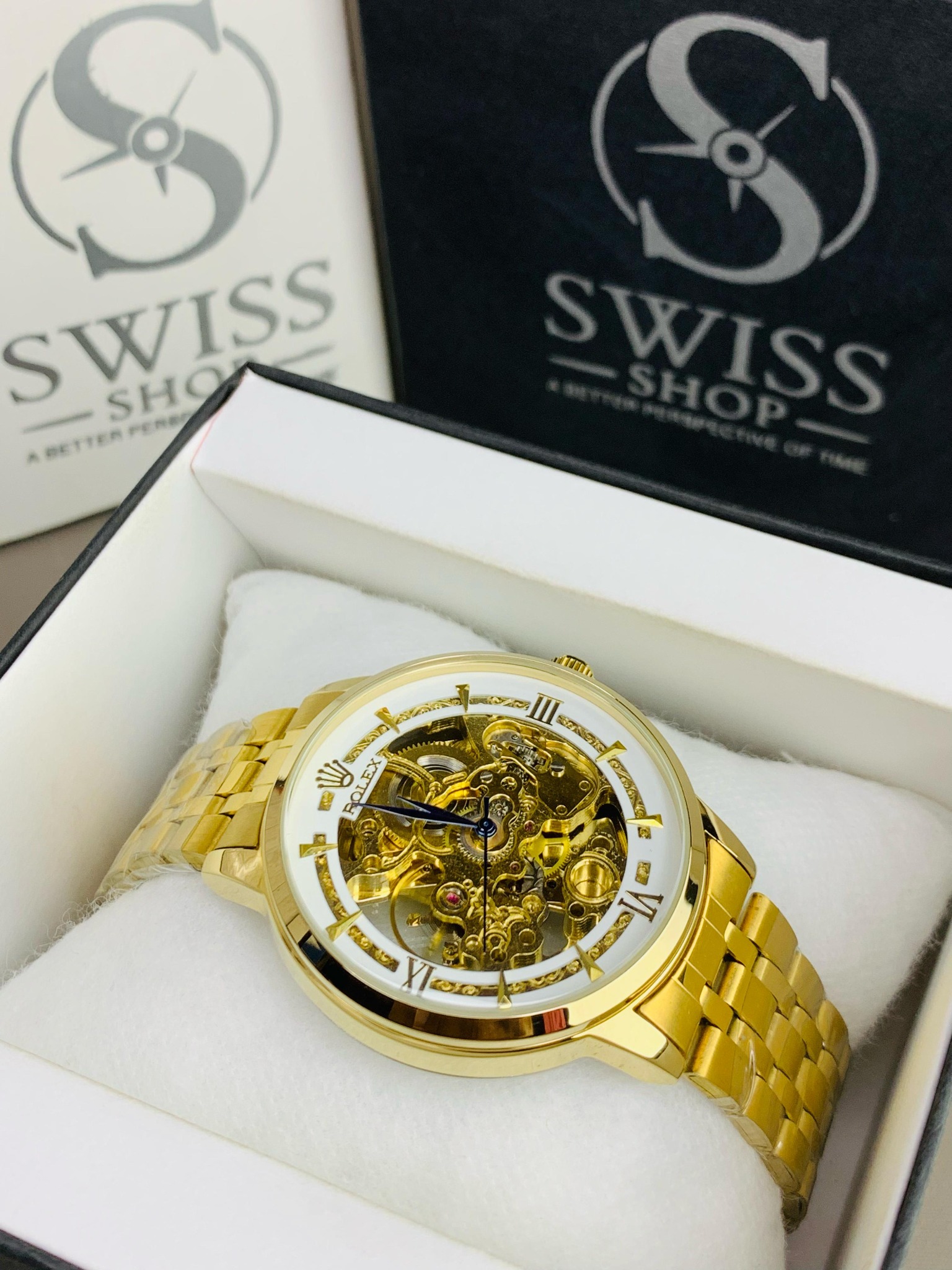 SwissShop.pk Facebook ad from Dec 15, 2025