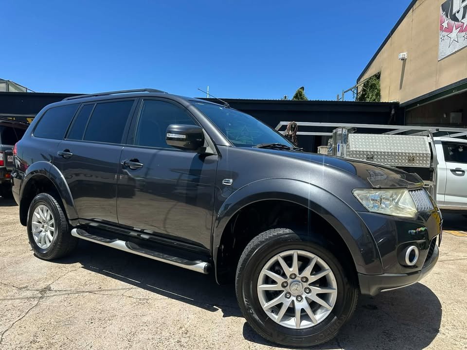 Peter Wood Facebook ad: 2012 Mitsubishi CHALLENGER PB 4X2 AUTOMATIC TURBO DIESEL…