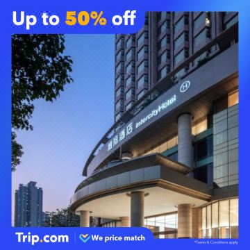 Trip.com Facebook ad: Don't miss out on limited-time discounts!