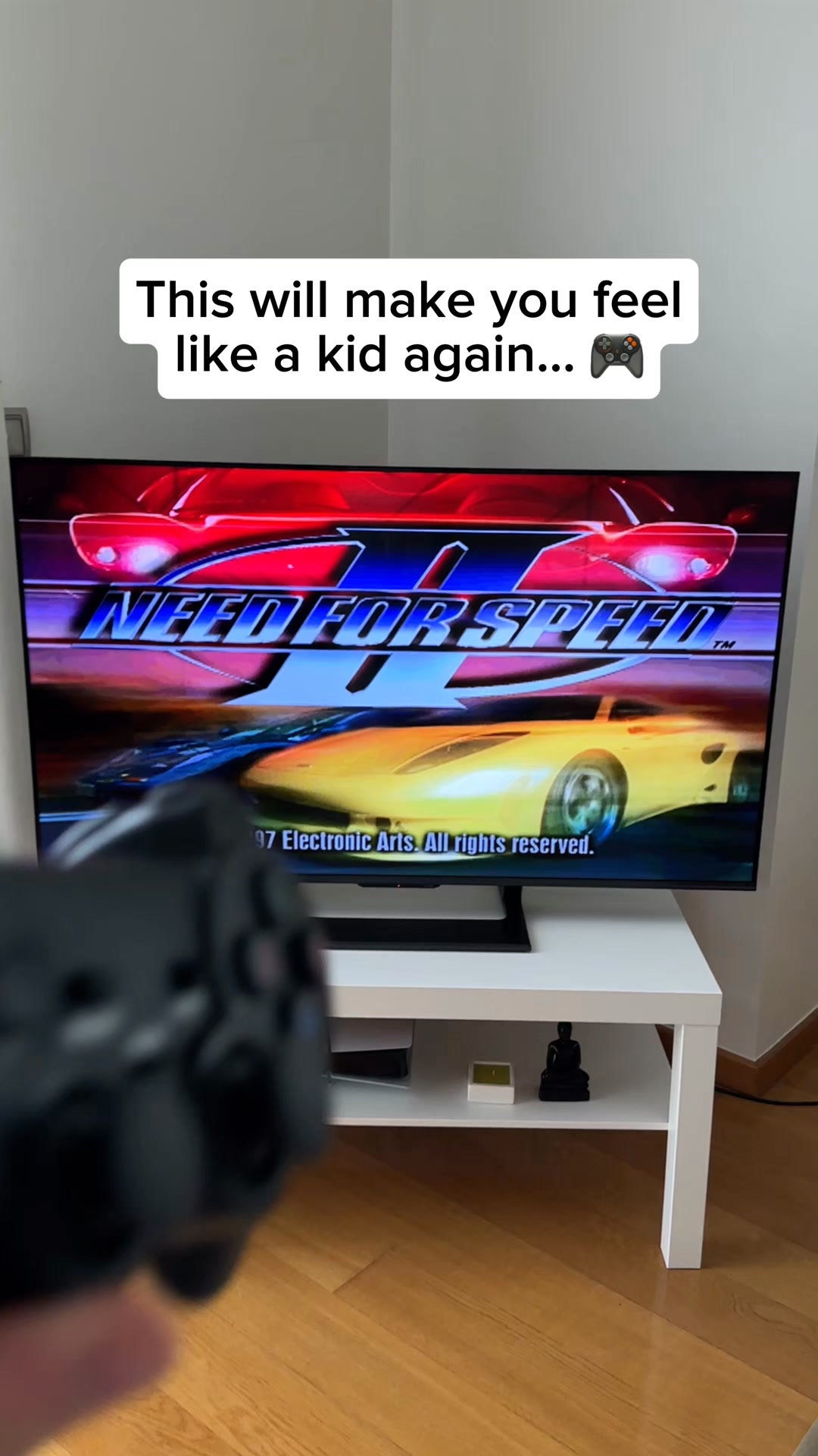 Retrops Arcade Facebook ad: 40+ Classic Consoles in One