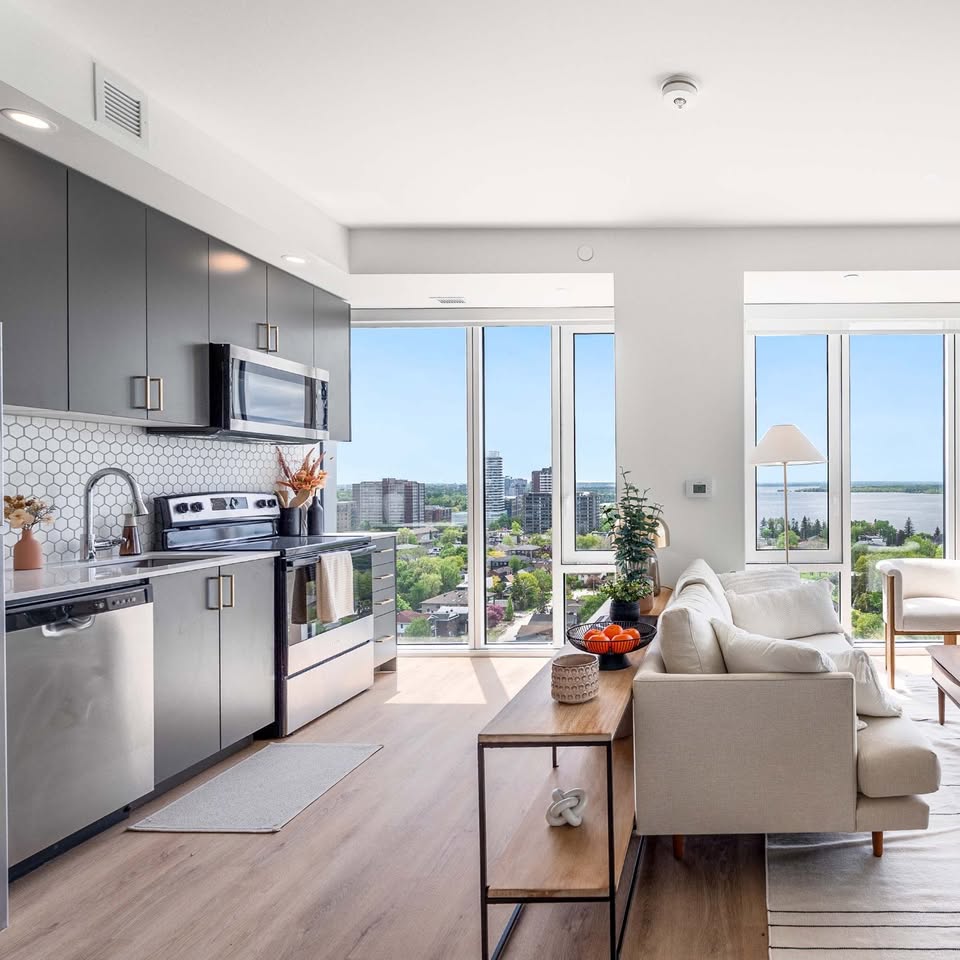 Kayla Kershman Facebook ad: 2 Beds 1 Bath Apartment