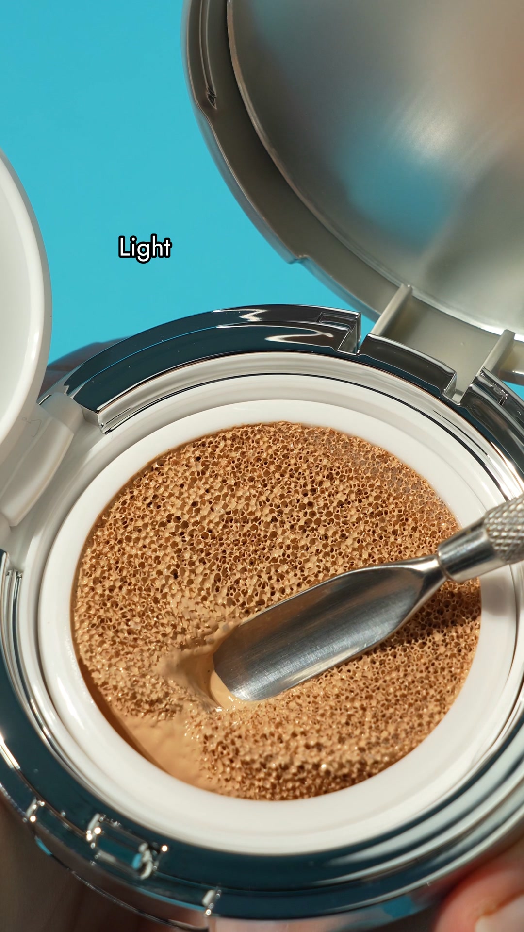 KLAPP Skin Care Science Facebook ad: Strahlender Teint mit 2-in-1 Pflege
