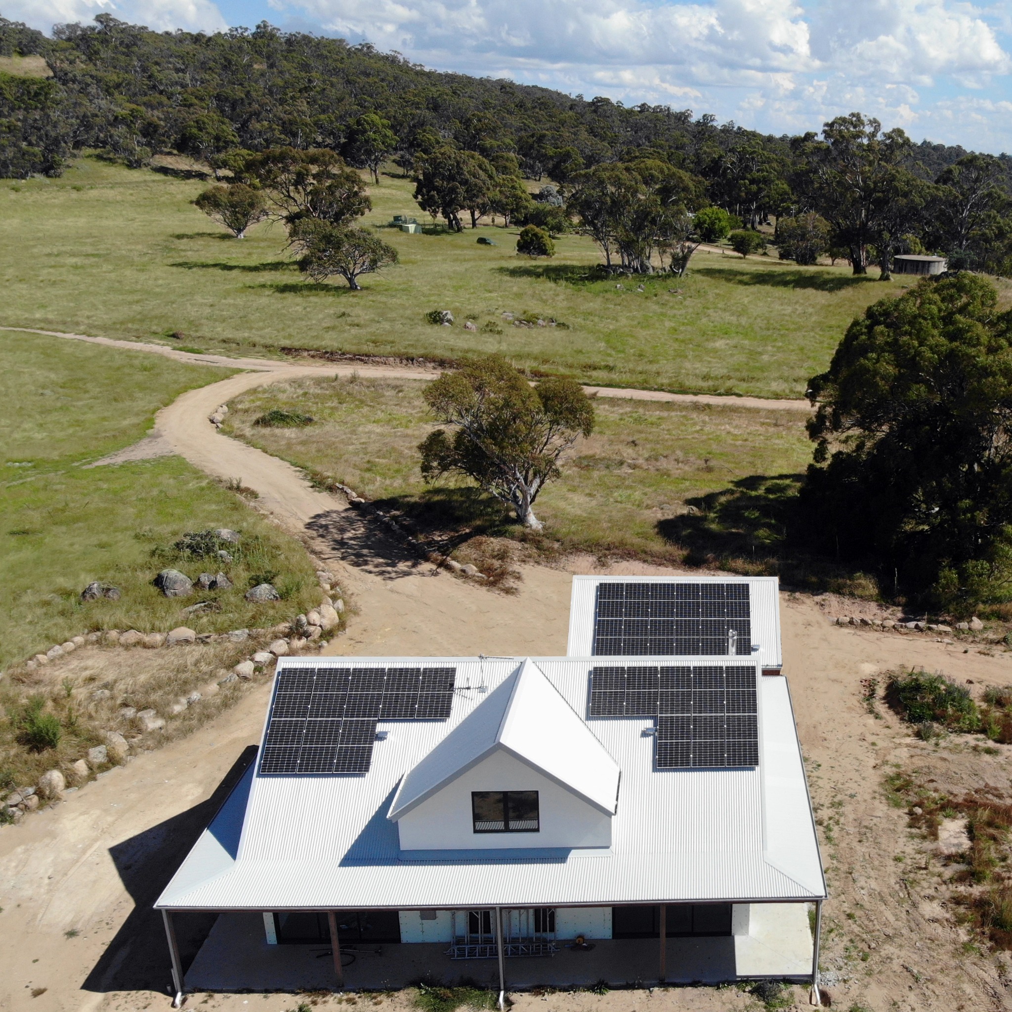 Off-Grid Energy Australia Facebook ad: Lifestyle Friendly Solar & Battery Systems