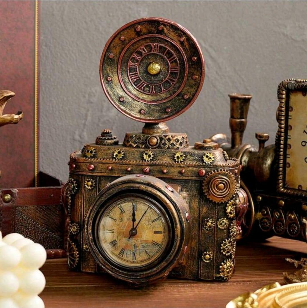 The Vintage Cabinet Facebook ad: Retro classics, cool collectibles, and unique gifts!