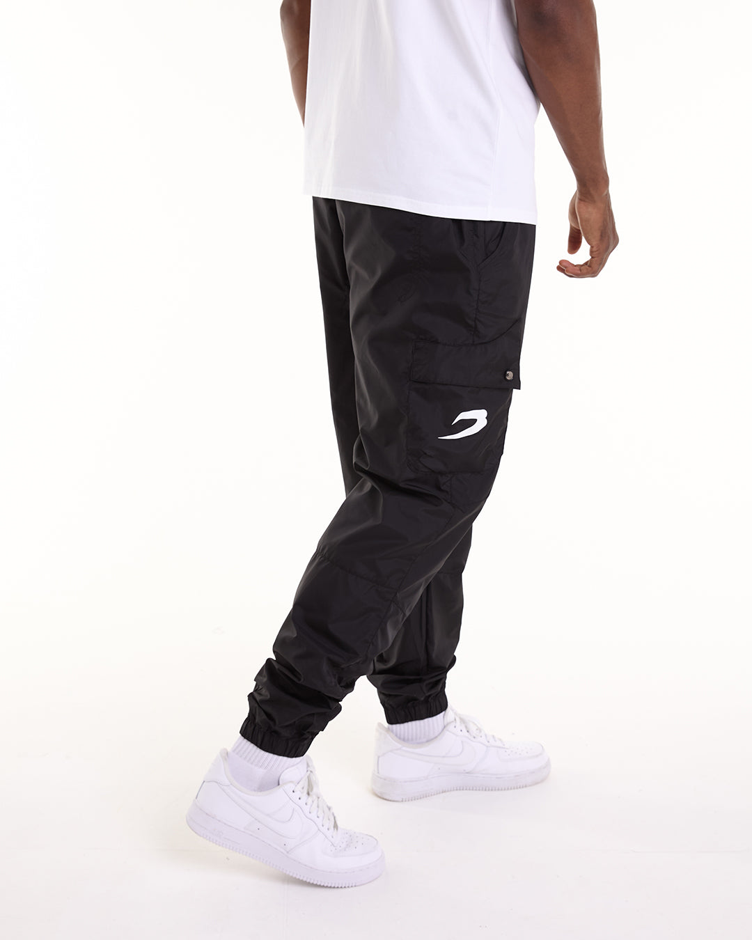 Boxraw Facebook ad: Lighter layers. Same standards.