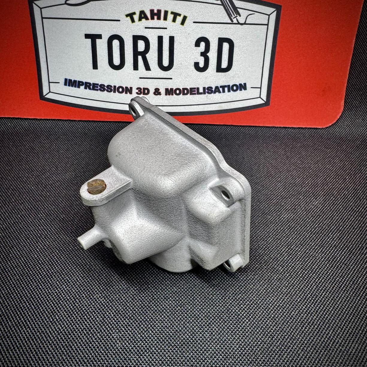 Toru 3D - Impression 3D à Tahiti Facebook ad: Cuve de carburateur, Honda XR400