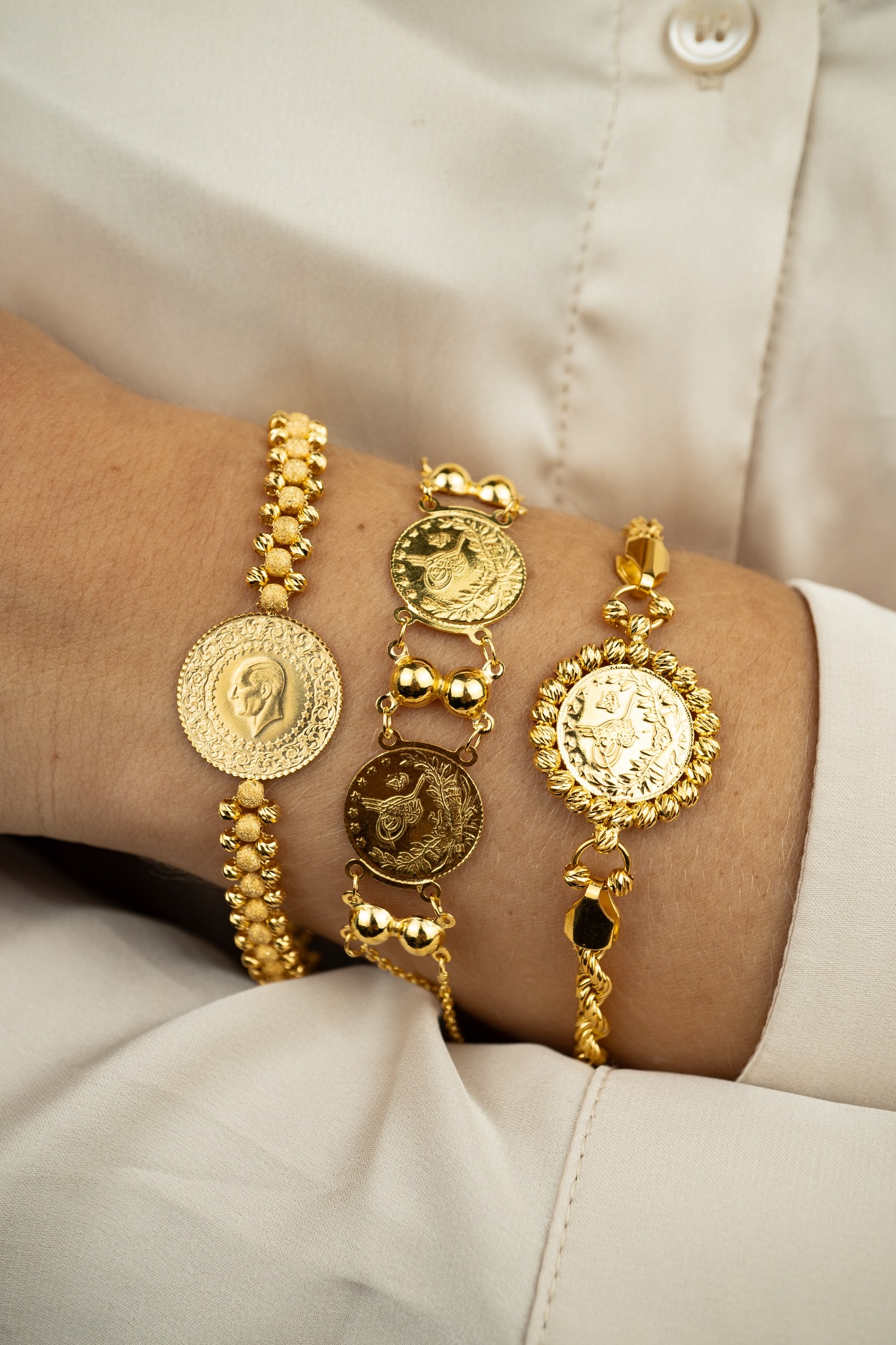 Bijouterie turque Vera Facebook ad: Bijoux en or 22K/18K: bracelets, colliers, bagues… Chez…