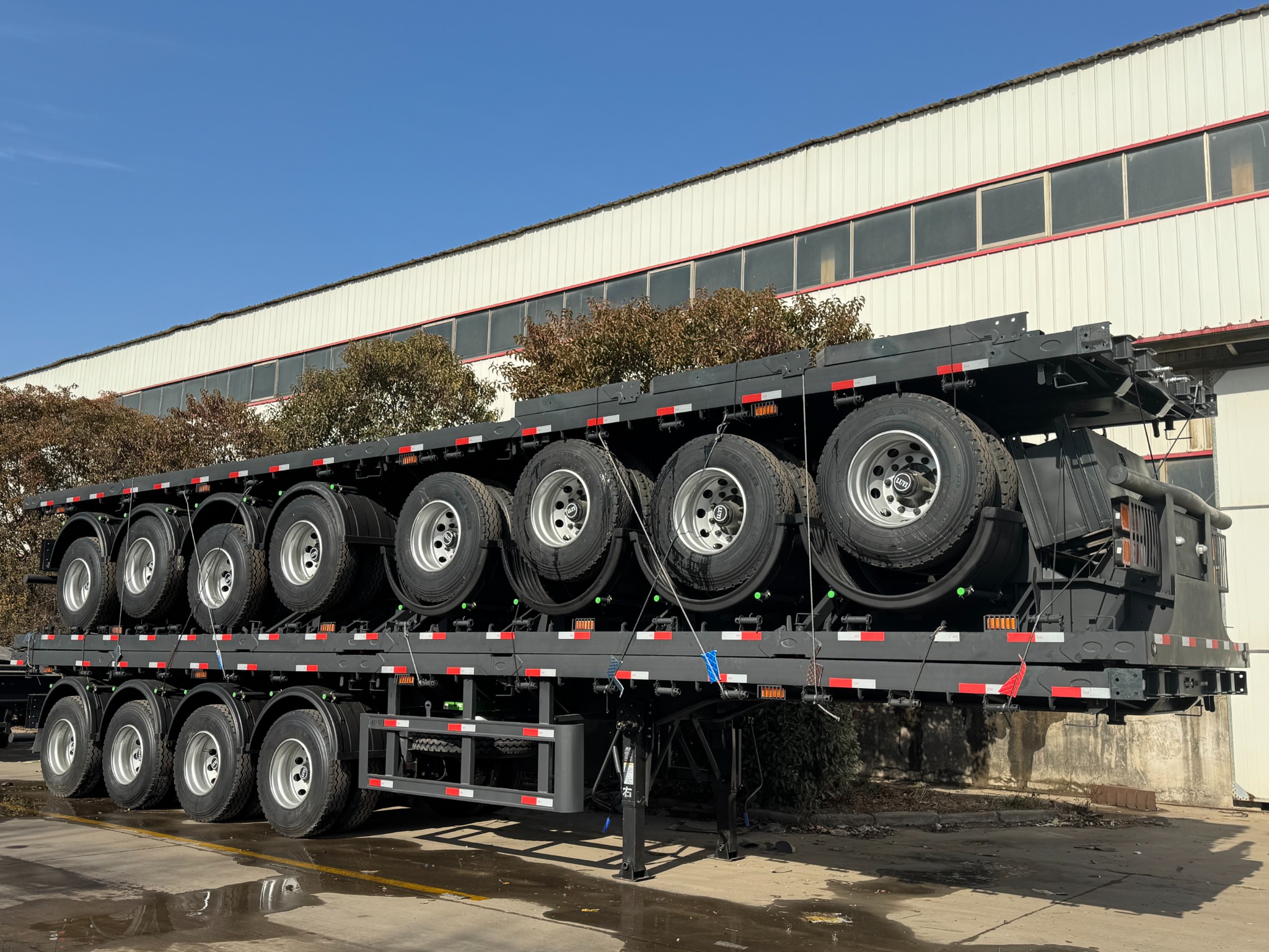 liangshan juxin machinery co.,ltd Facebook ad: Juxin Flatbed Semi Trailer, Special Offer $8,800!