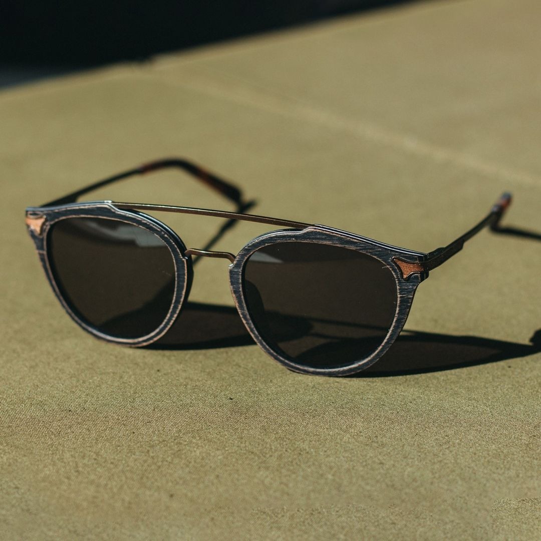 Shwood Eyewear Facebook ad