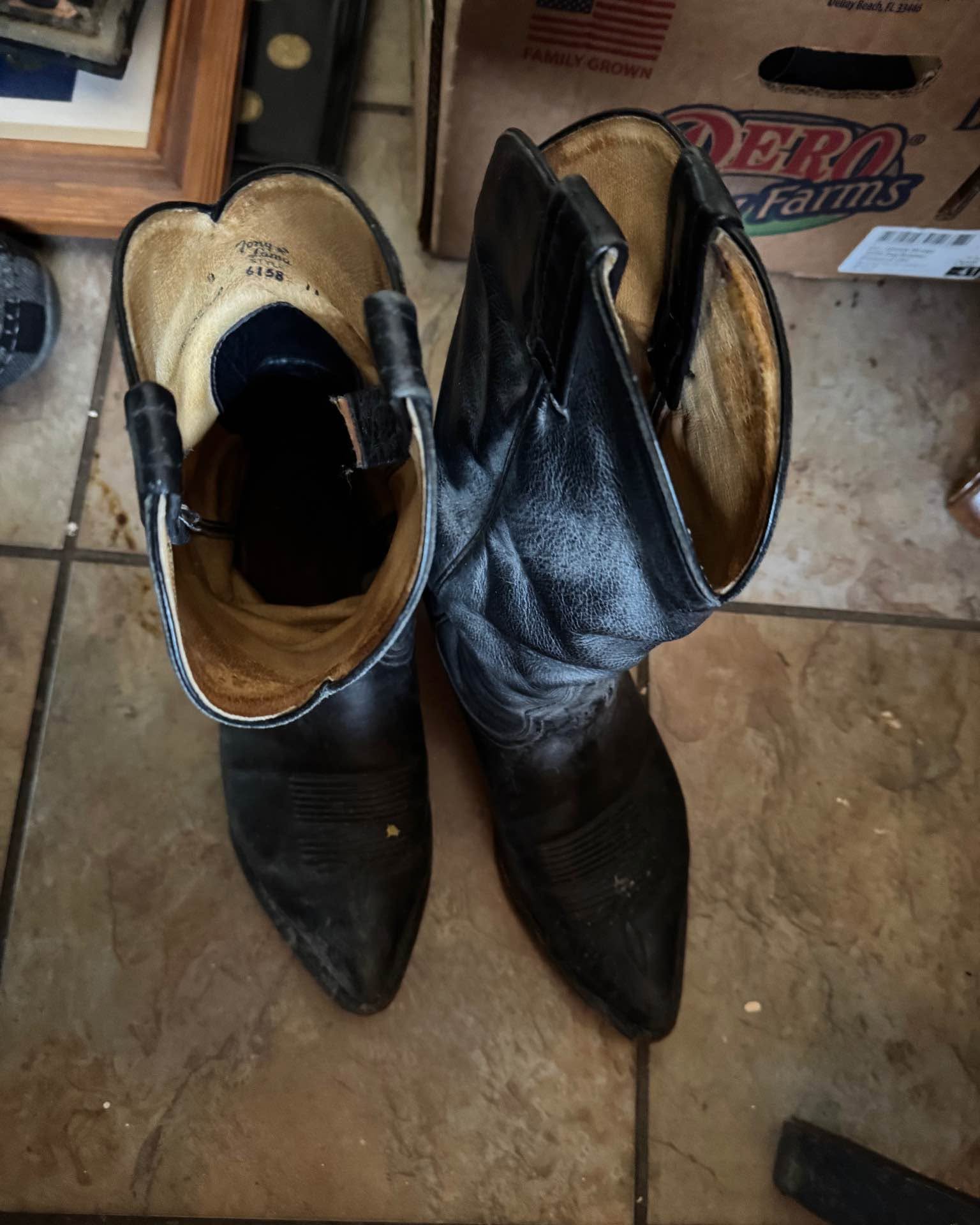 Joe Griffin Facebook ad: Black Tony Lama cowboy boots