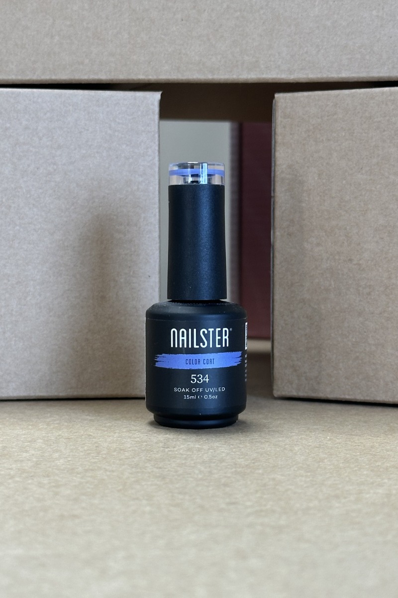 Nailster Facebook ad: Drømmer du om flotte negle derhjemme, uden salonpriser?