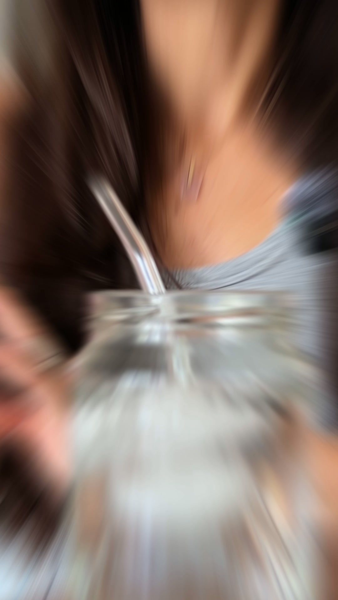 waterdrop Facebook ad: So trinkst du mehr Wasser