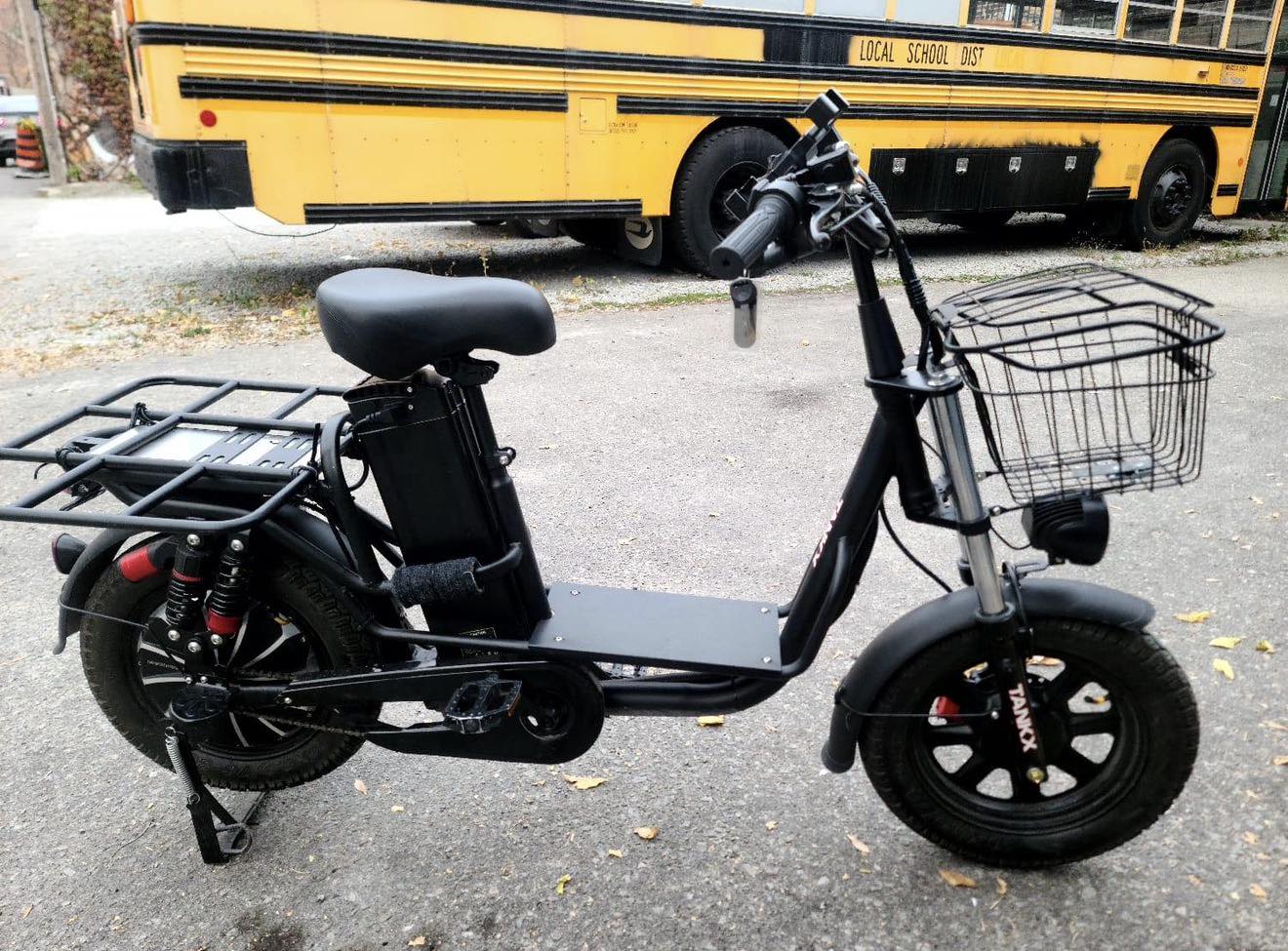 Tankx ebike Facebook ad: Brand New 48V35Ah Escooter 60-80km range on single…