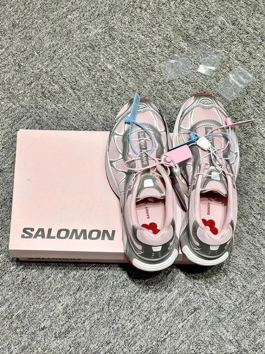 อยากได้แบบนี้ Facebook ad: รองเท้า Salomon XT-Whisper ลด 35% พื้นกันลื่น…
