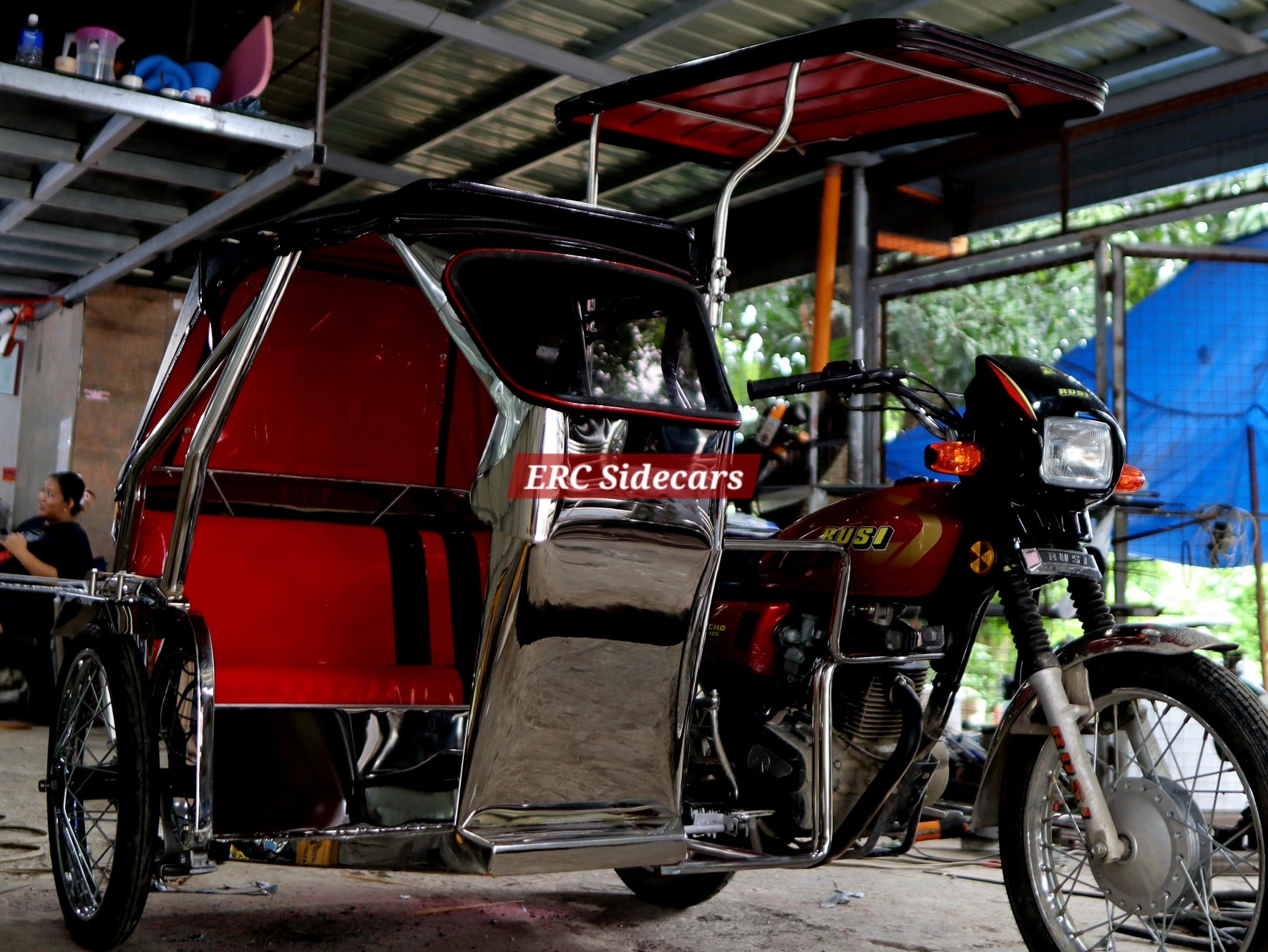 ERC Sidecars Facebook ad: BRAND NEW SIDECARS