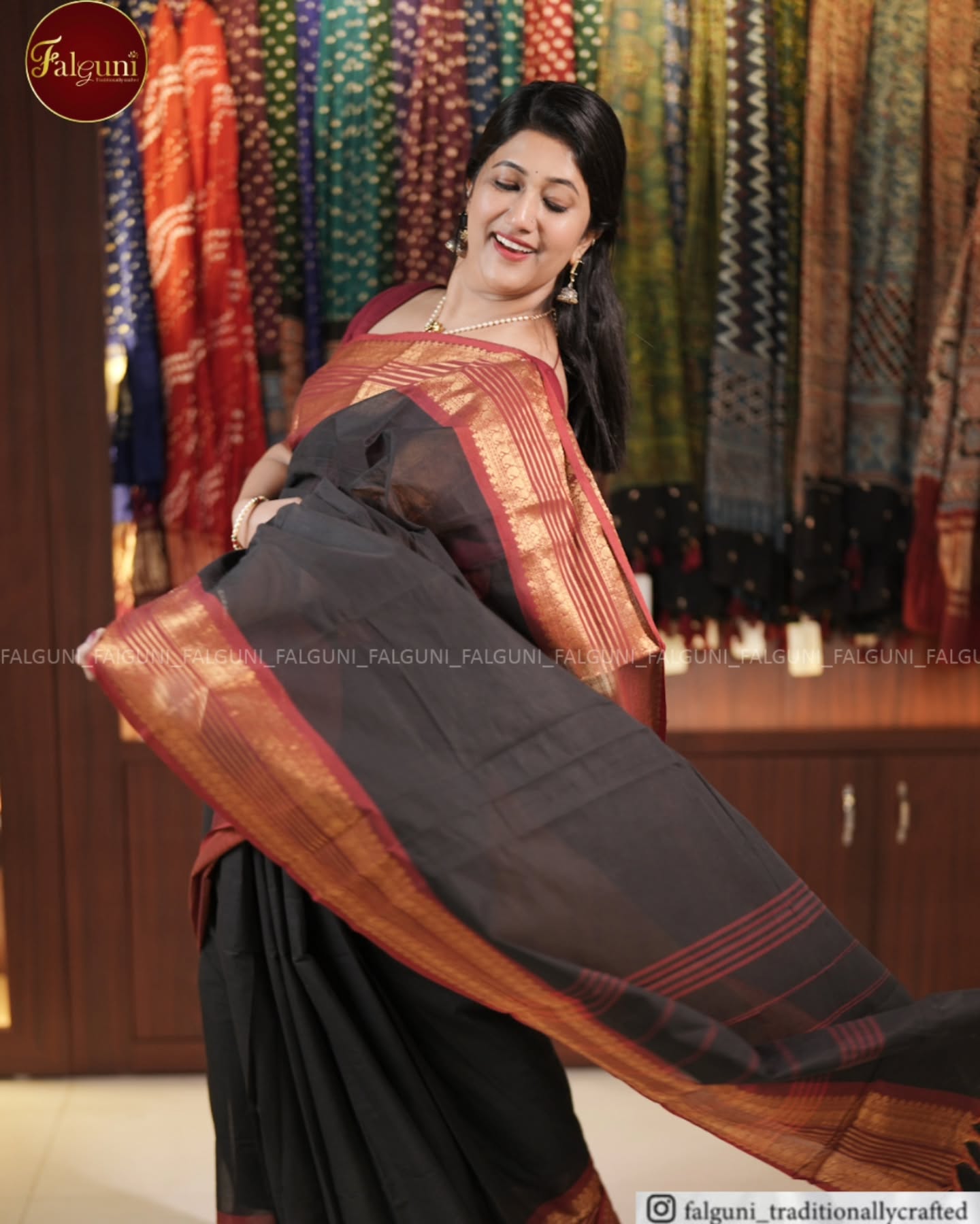 falguni_traditionallycrafted Facebook ad: Traditional Cotton Sarees!