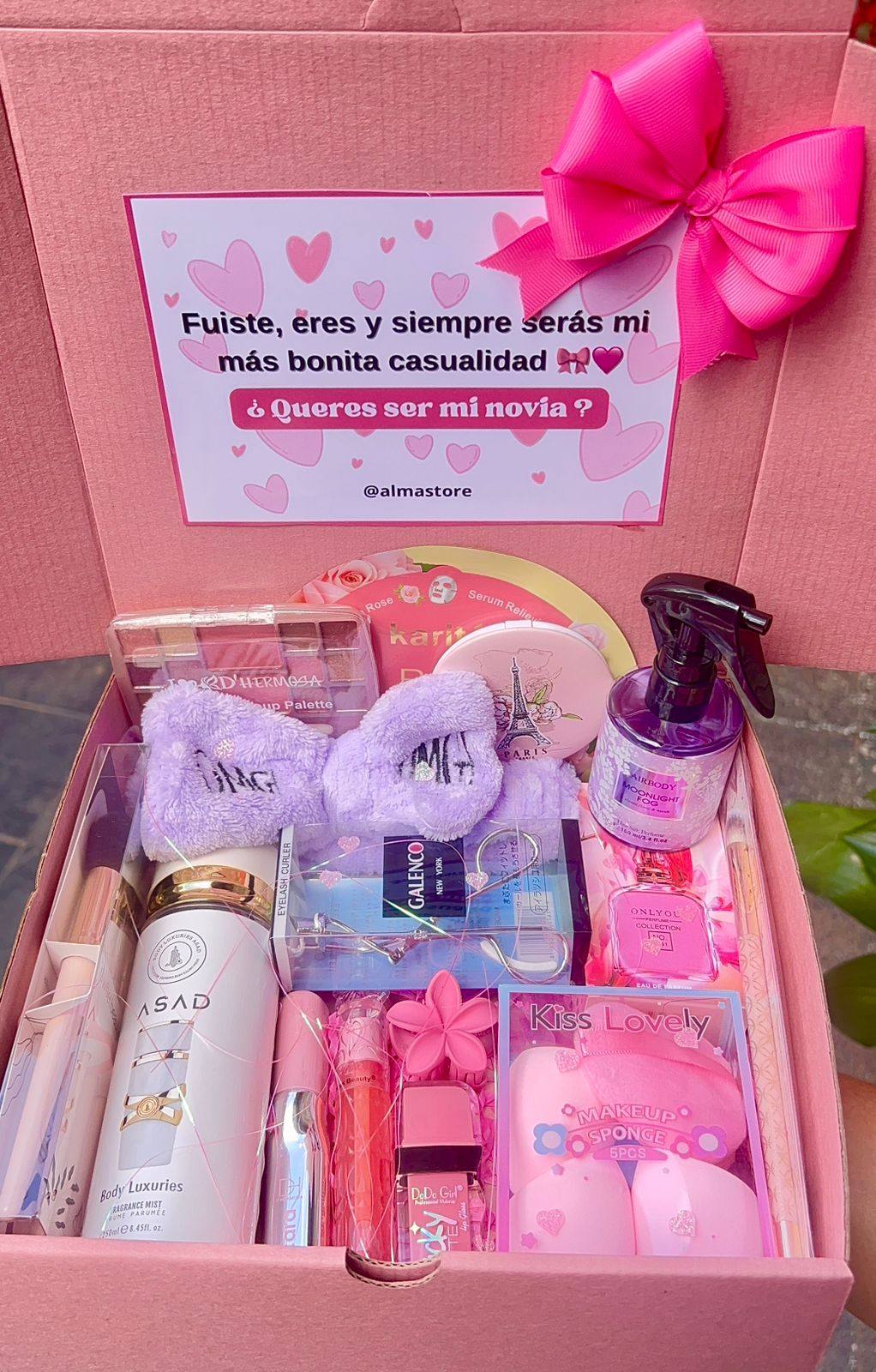 Alma Store Facebook ad: Regalos personalizados