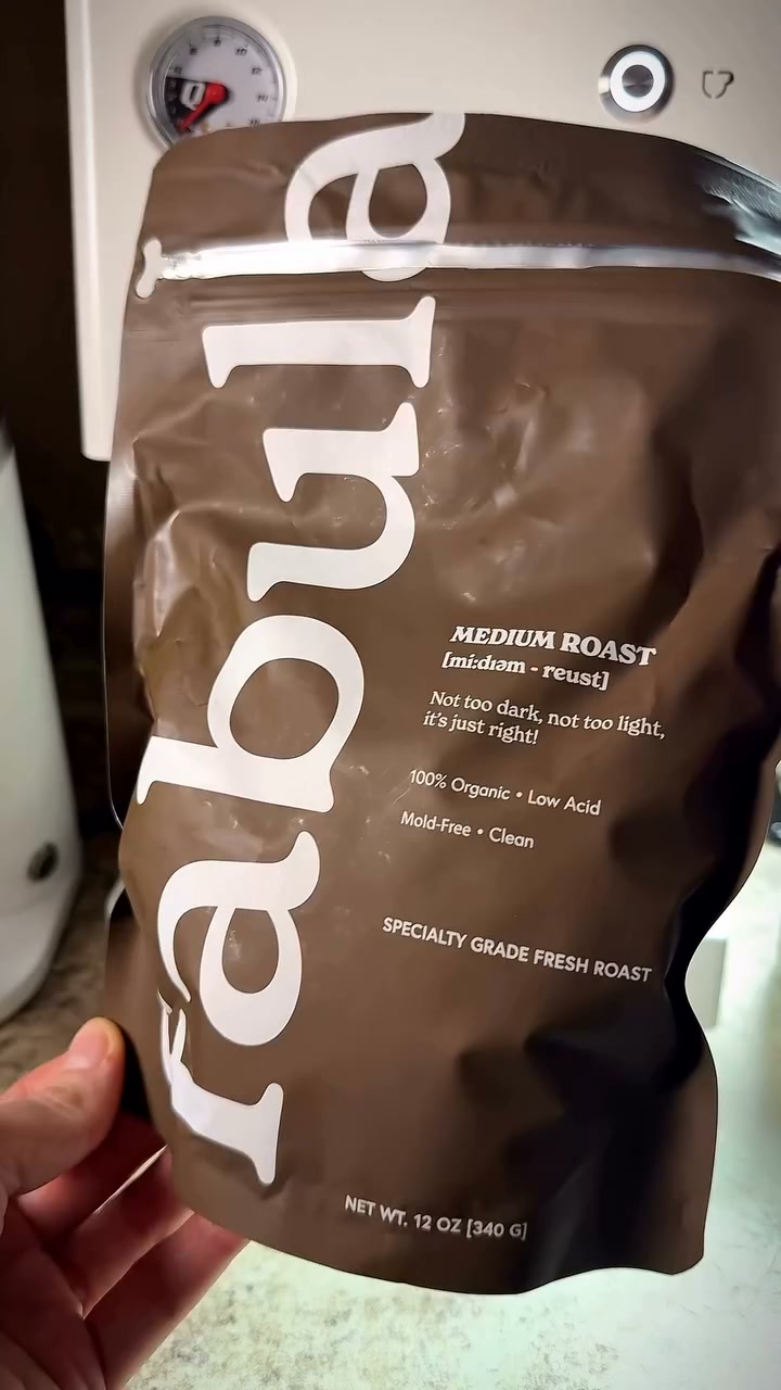 Fabula Coffee Facebook ad: Drink Clean Coffee, Feel Great