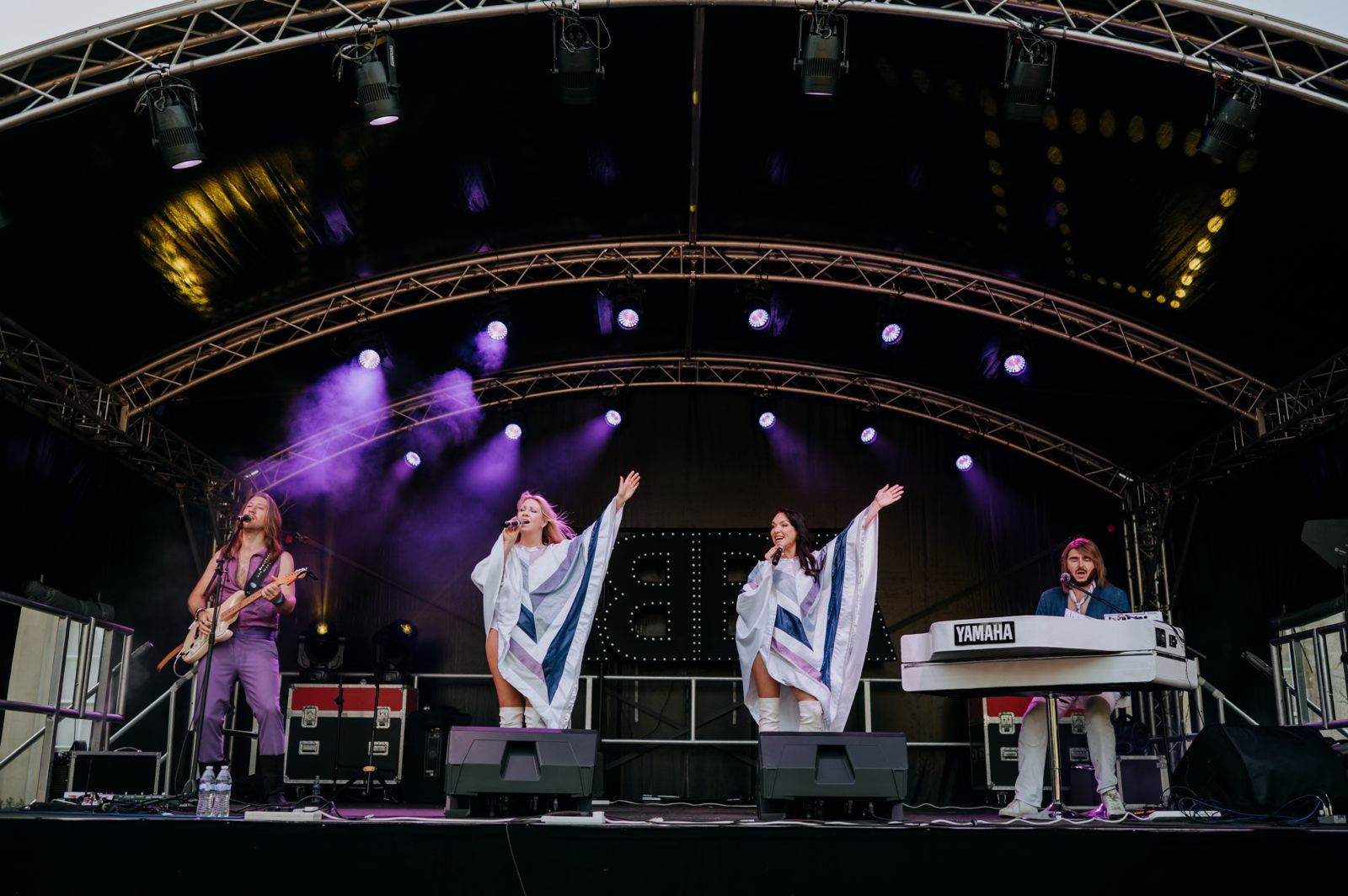 Elsham Hall Gardens and Country Park Facebook ad: ELSHAM HALL'S LIVE ON THE LAWN - ABBA REVIVAL