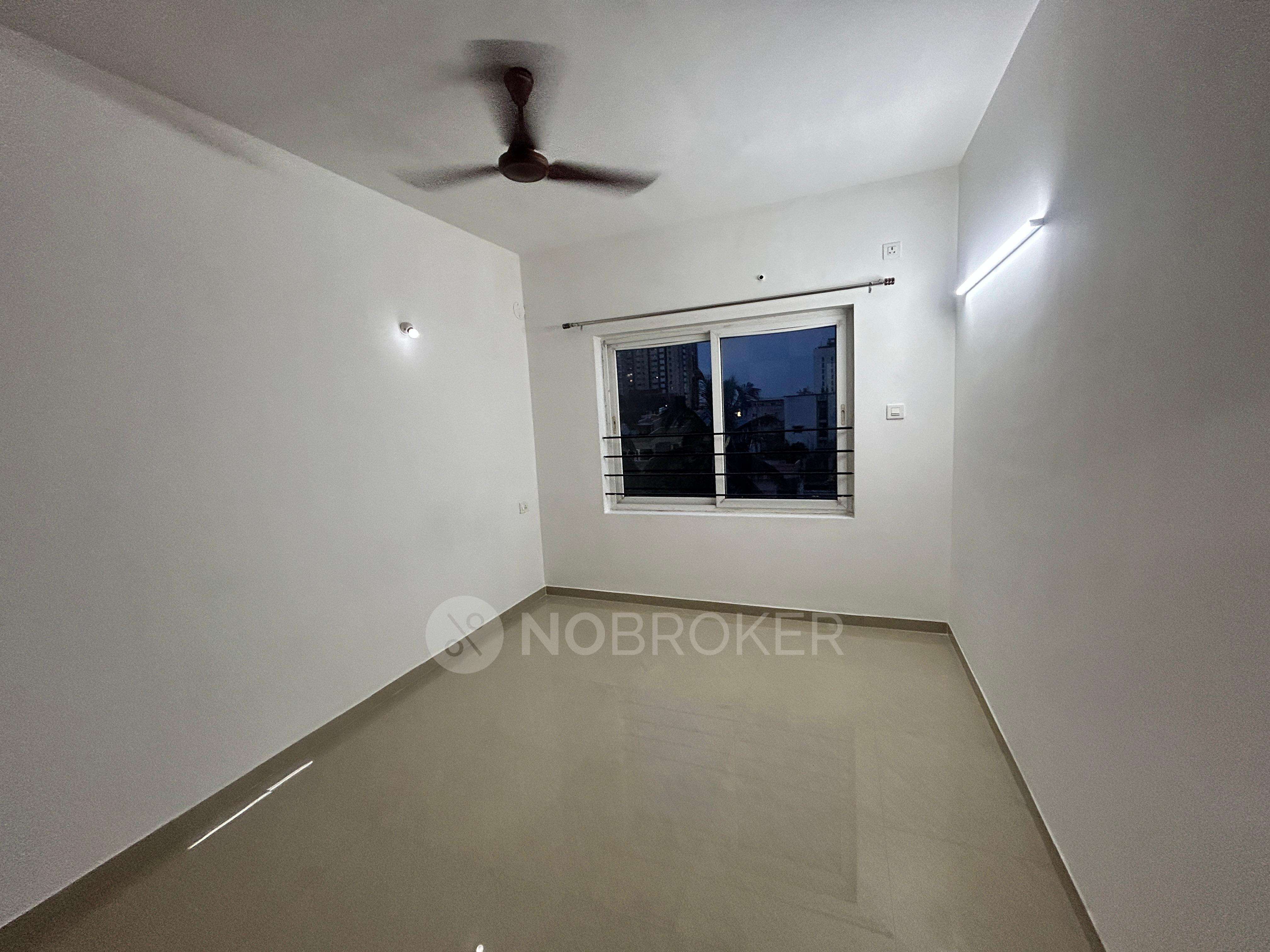 NoBroker.com Facebook ad: Searching for a house to rent?