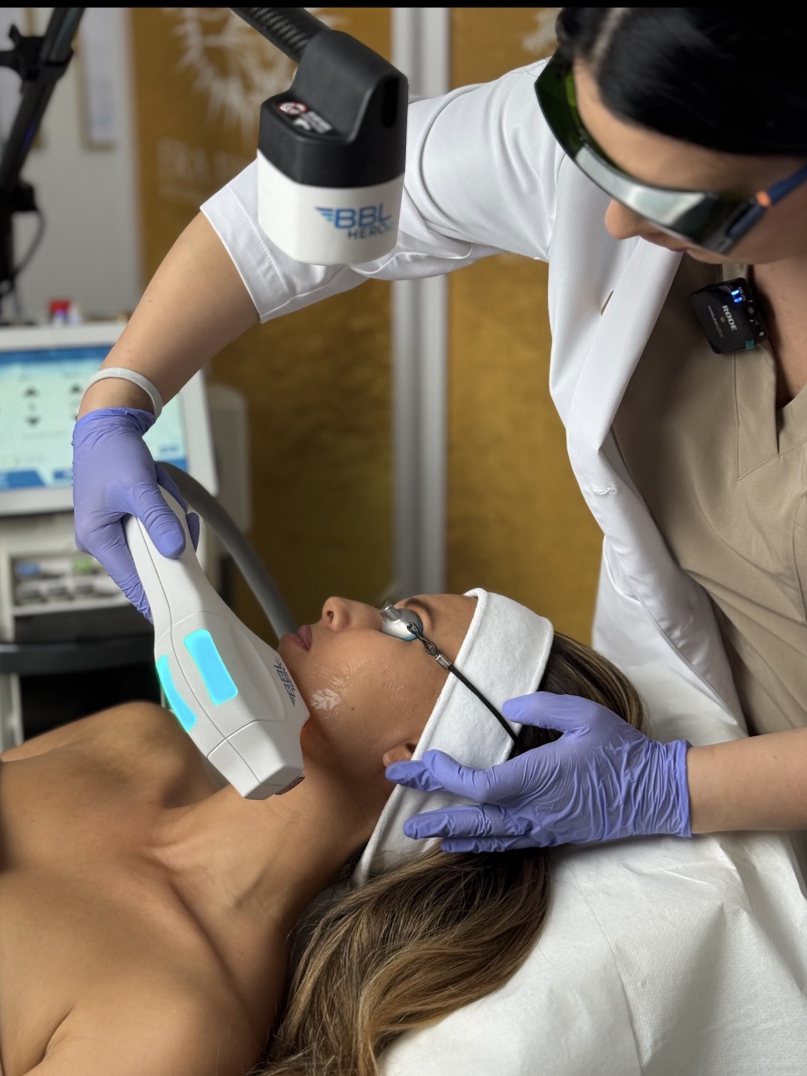 Era Esthetic - Lazerinės Dermatologijos Klinika Facebook ad: ODA, KURIĄ ANALIZUOJA DIRBTINIS INTELEKTAS.