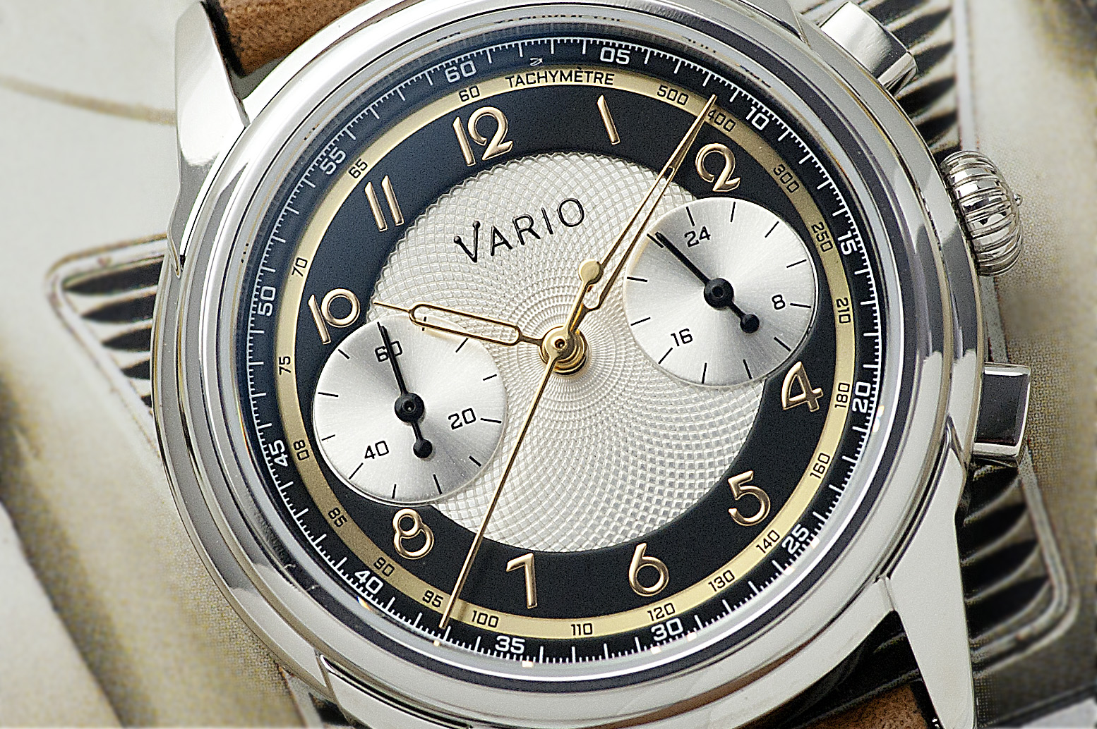 VARIO Facebook ad