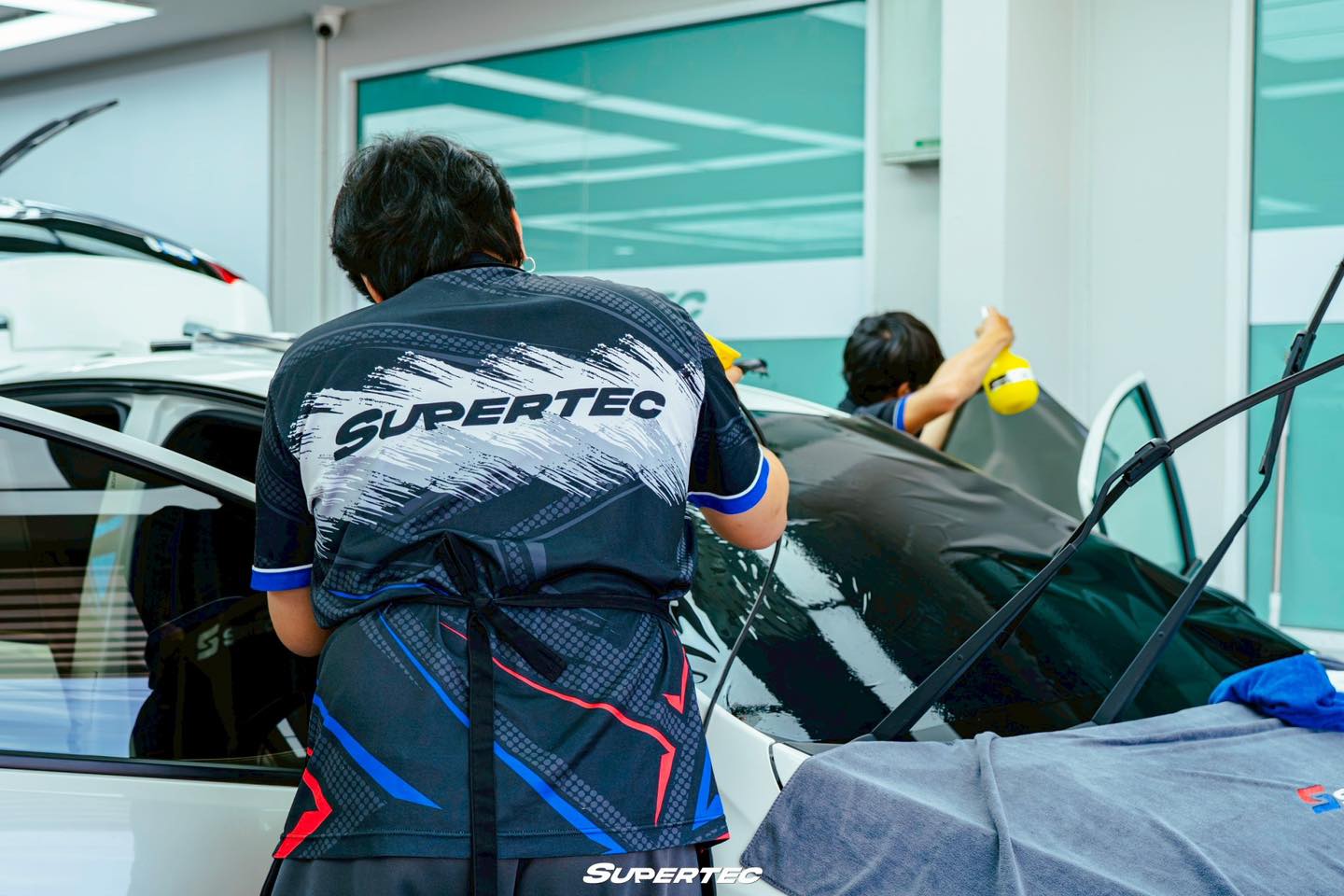SuperTec Films : สาขา ชลบุรี - ศูนย์ติดตั้งฟิล์มกรองแสง Facebook ad
