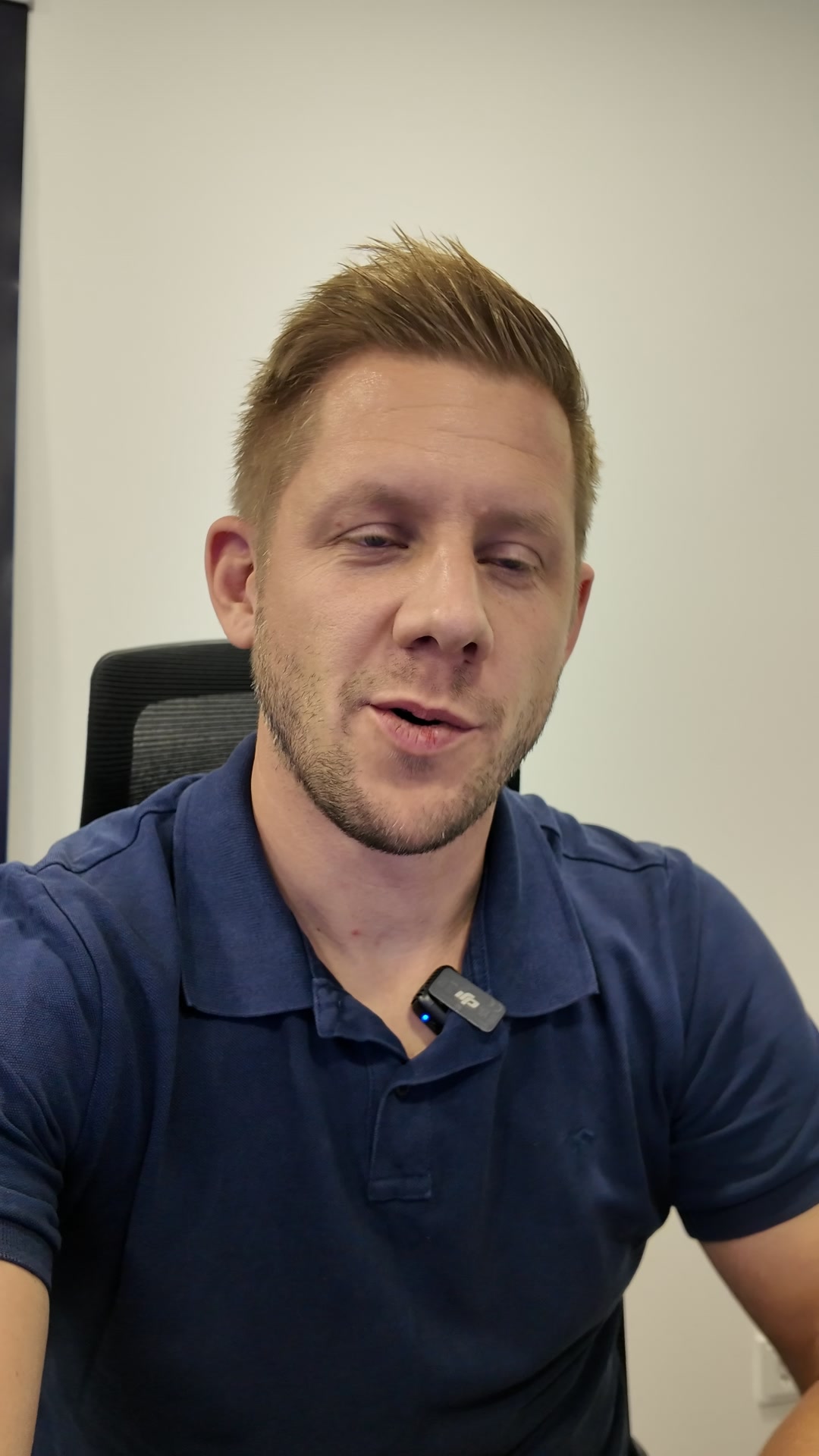 Sebastian Legrand Facebook ad: Aktienanalyse in Minuten mit KI