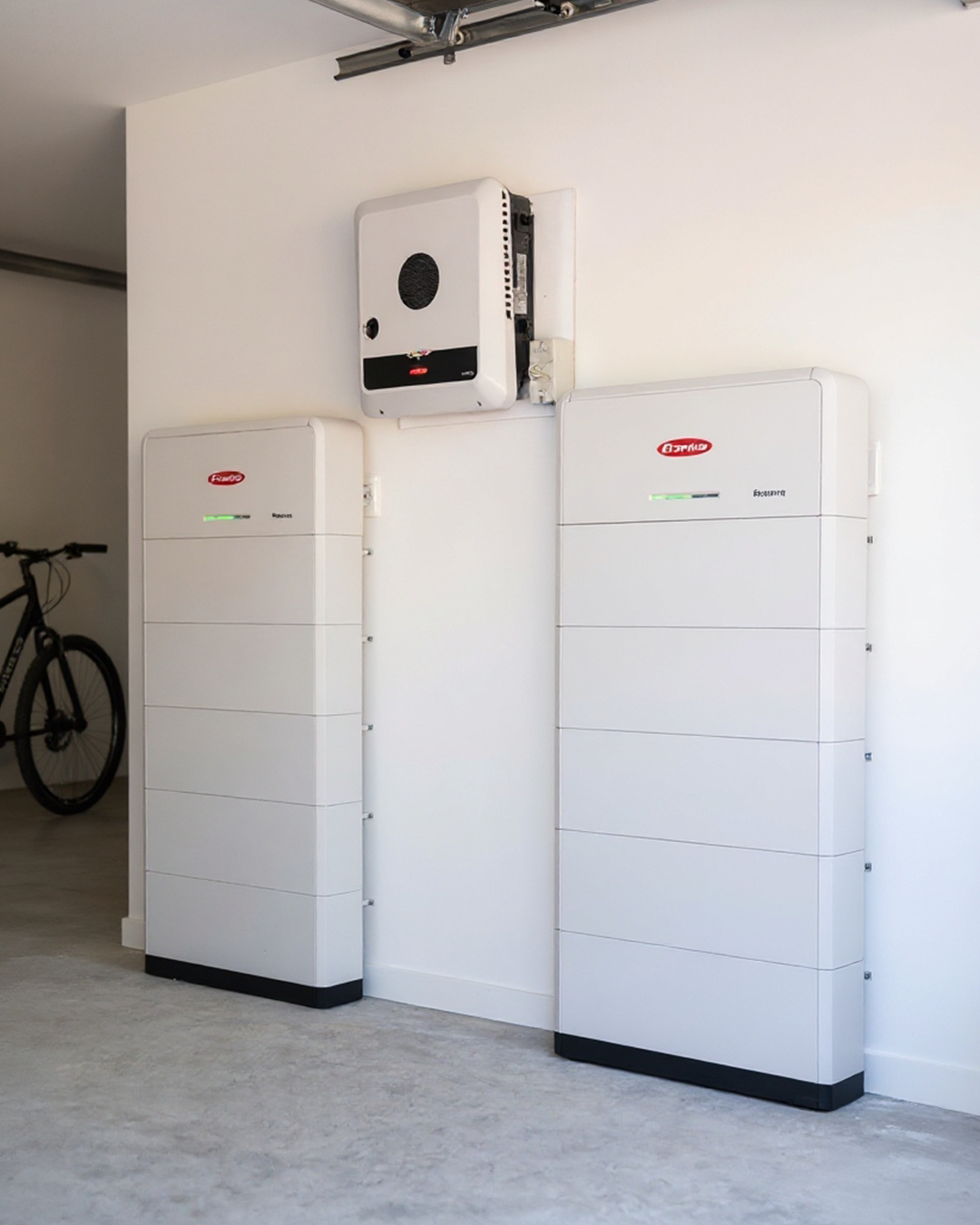 Fronius Deutschland Facebook ad: 24/7 Sonnenstrom mit PV & Speicher