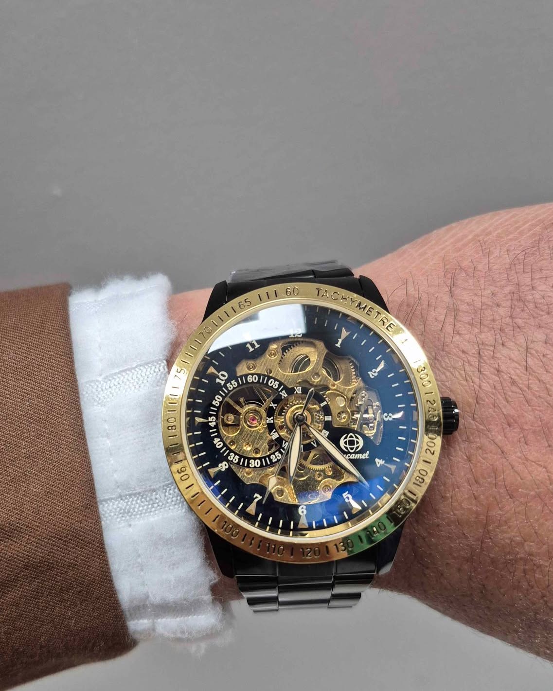 Willy Wills Facebook ad: Self-winding fully automatic watch new