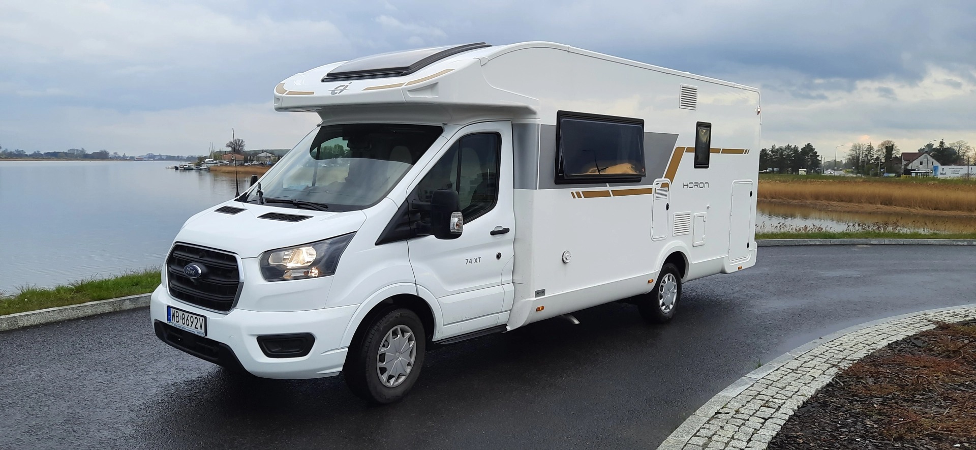 BookingCamper.pl Facebook ad from Apr 16, 2025