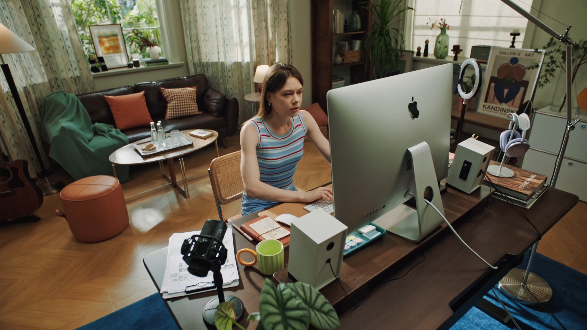 SIHOO Facebook ad: Today is launch day for the all‑new SIHOO…