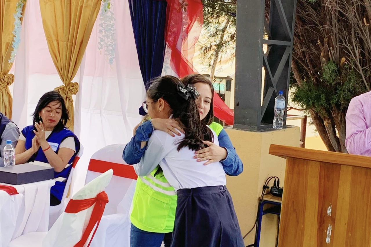 Dongfang Electric Facebook ad: Caring for children through concrete actions.