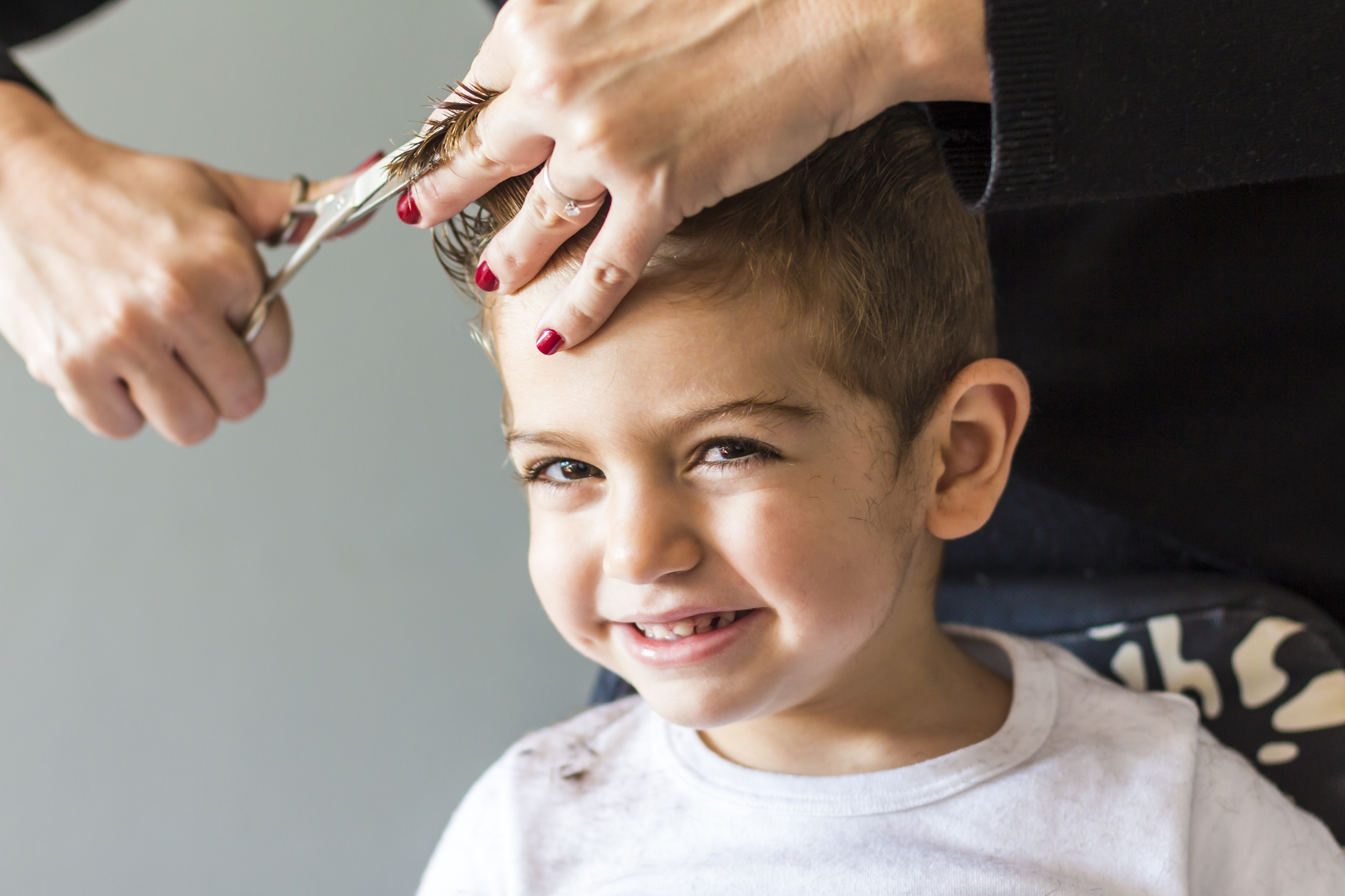 Birch & Blond Family Salon Facebook ad: Snip the Wait, Book Your Kid’s Cut Online!