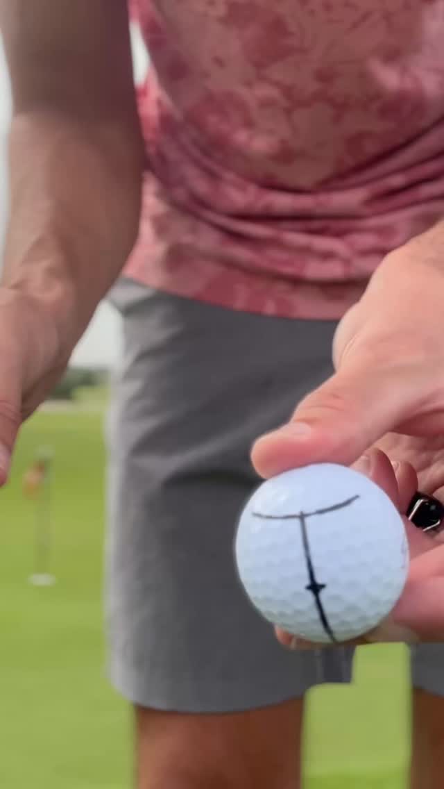 EyeLine Golf Facebook ad: The front line helps you aim.
