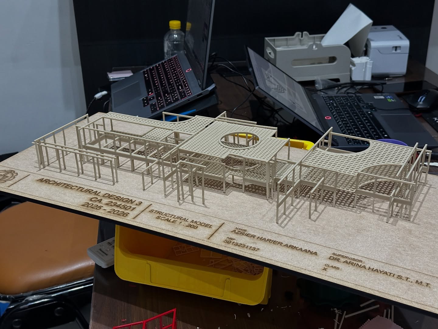surabayakilat.3dprint Facebook ad: By Request: Cetak PLA + jasa Design