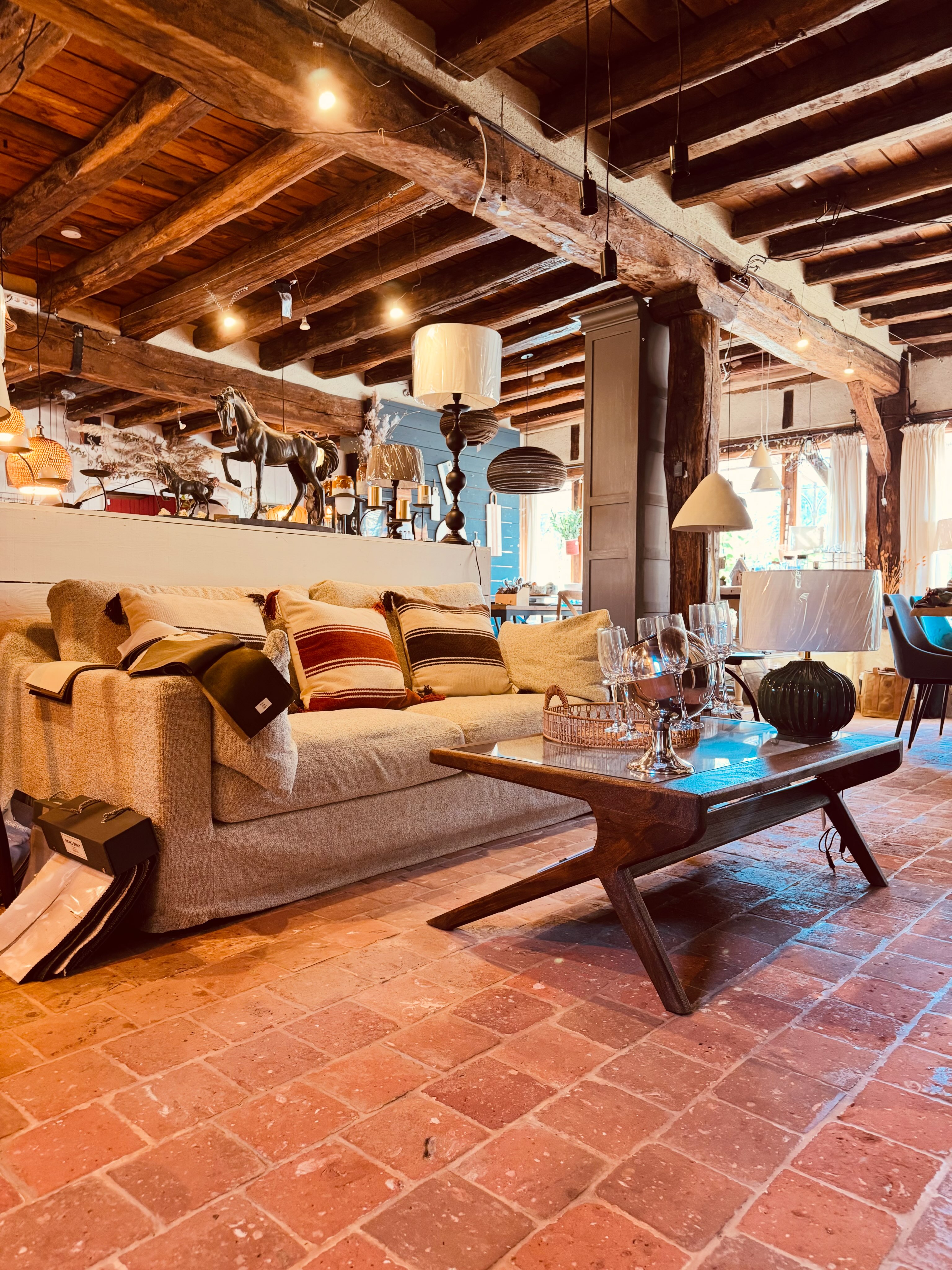 Atelier Couleurs Facebook ad: Boutique à Ceton |