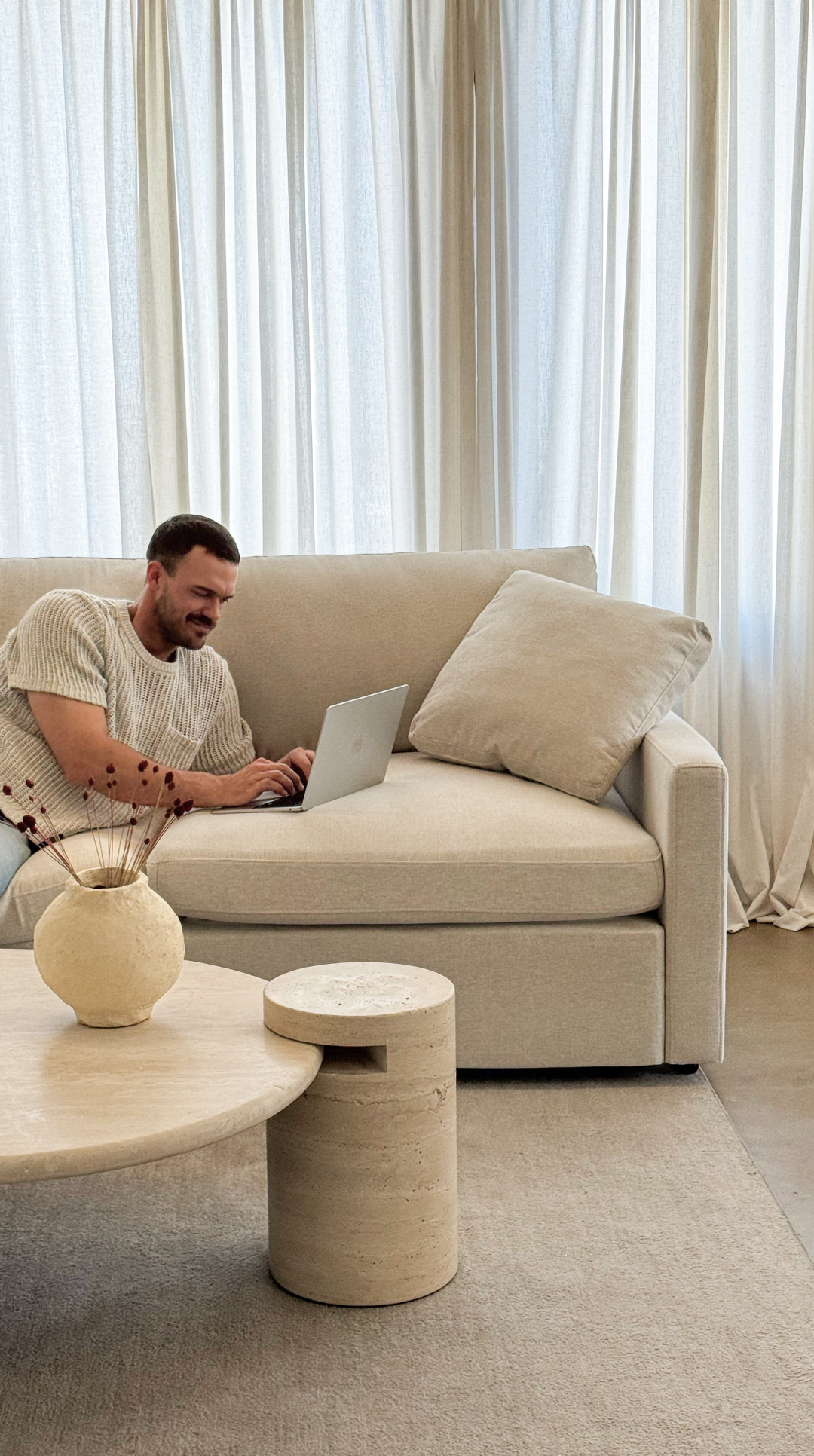 �BEN SMITH� Facebook ad: Best Sofa Ever