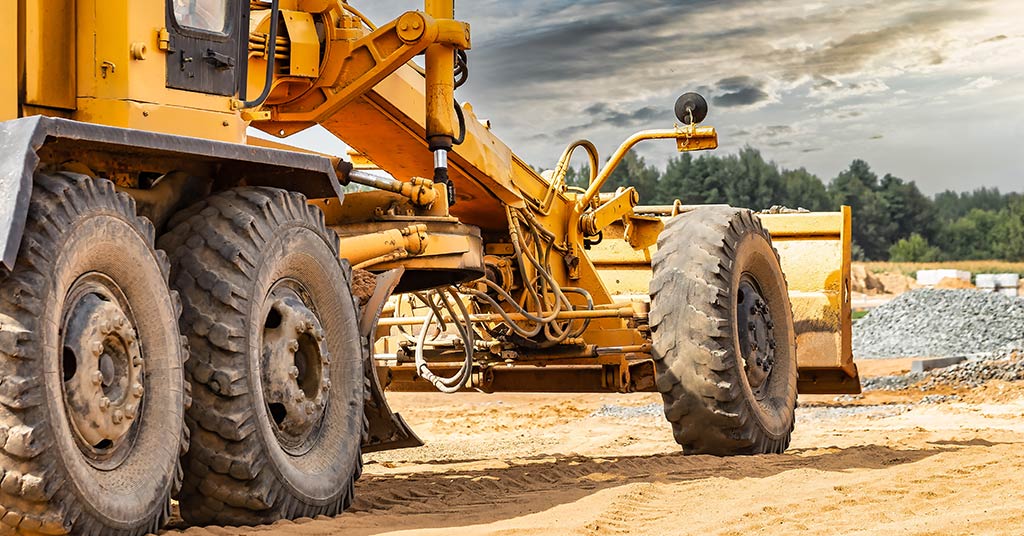 KH Plant Facebook ad: Our Top Road Maintenance Tips | Cat Motor Graders