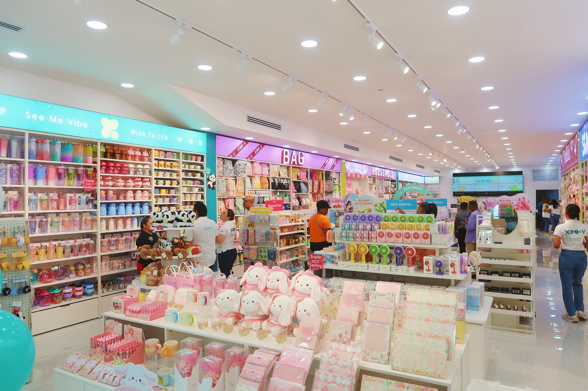 Ximivogue Global Expansion Facebook ad
