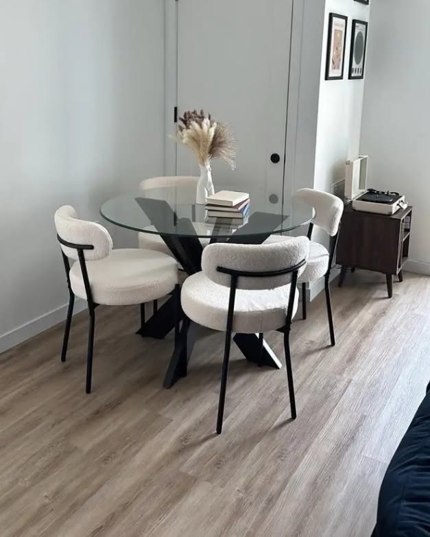 Ben Botirov Facebook ad: Set of 4 Modern Bouclé Upholstered Dining Chairs (NEW)…