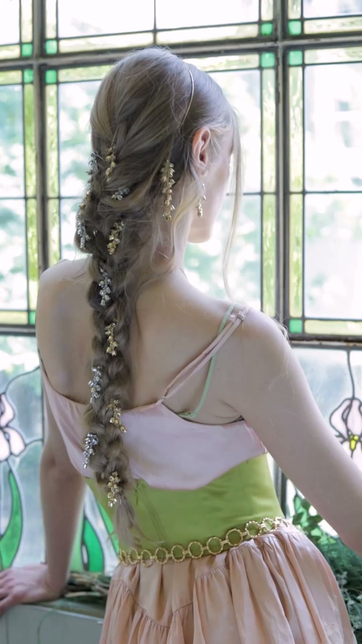 EPONA VALLEY Facebook ad: The Lily Vale Bobby Pin