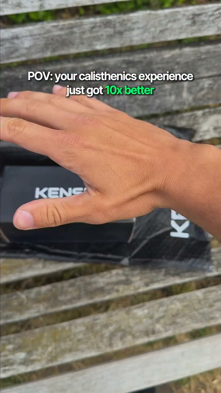 Kensui Facebook ad: Sweat absorbing natural wood