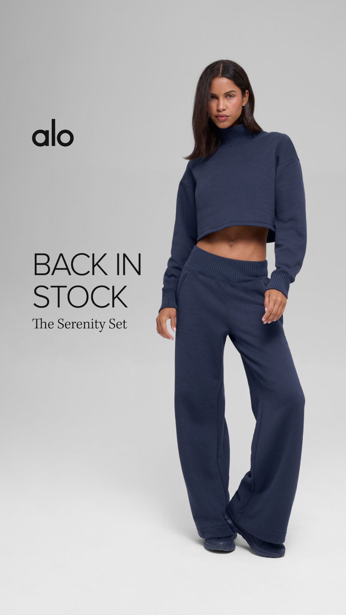 Alo Yoga Facebook ad: Shop Now