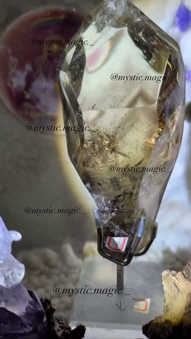 mystic.magic.fb Facebook ad: UN MUNDO DE TESOROS POR DESCUBRIR