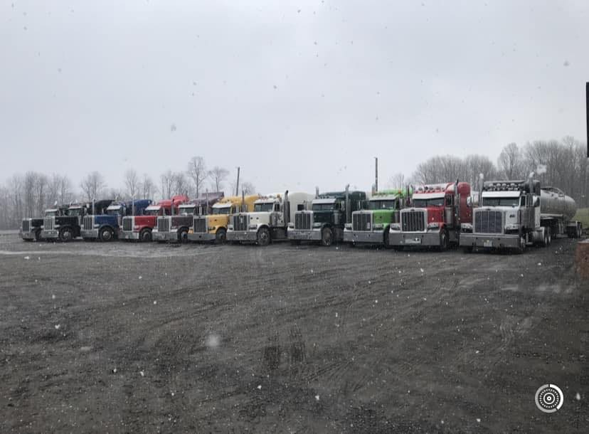 Kennell Transportation LLC Facebook ad: Professional CDL Drivers Wanted