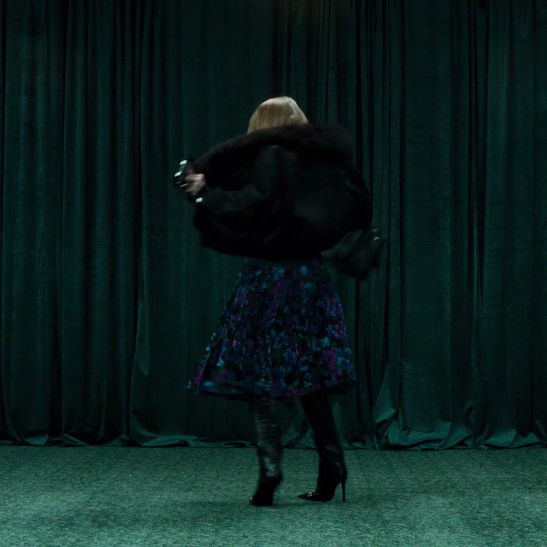 Gucci Facebook ad: Paparazzo