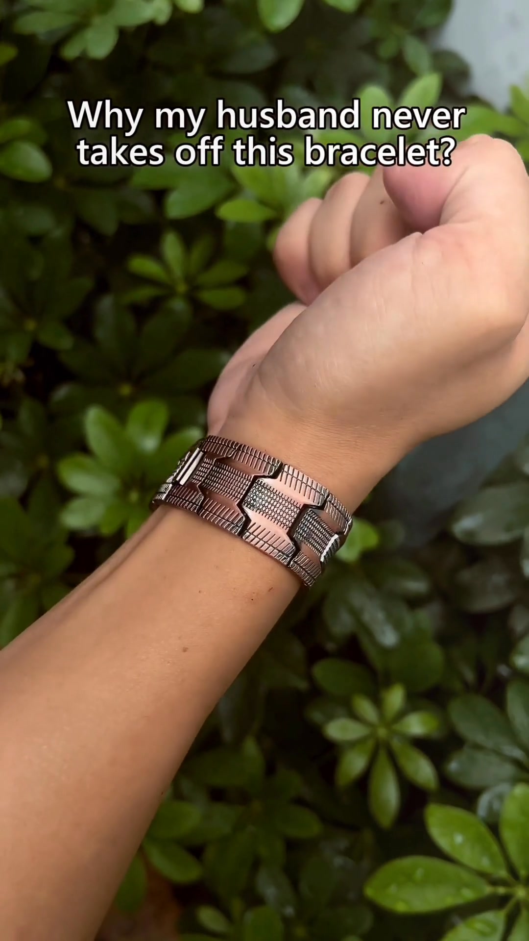 MagnetPure Facebook ad: Copper Magnetic Bracelet for Men