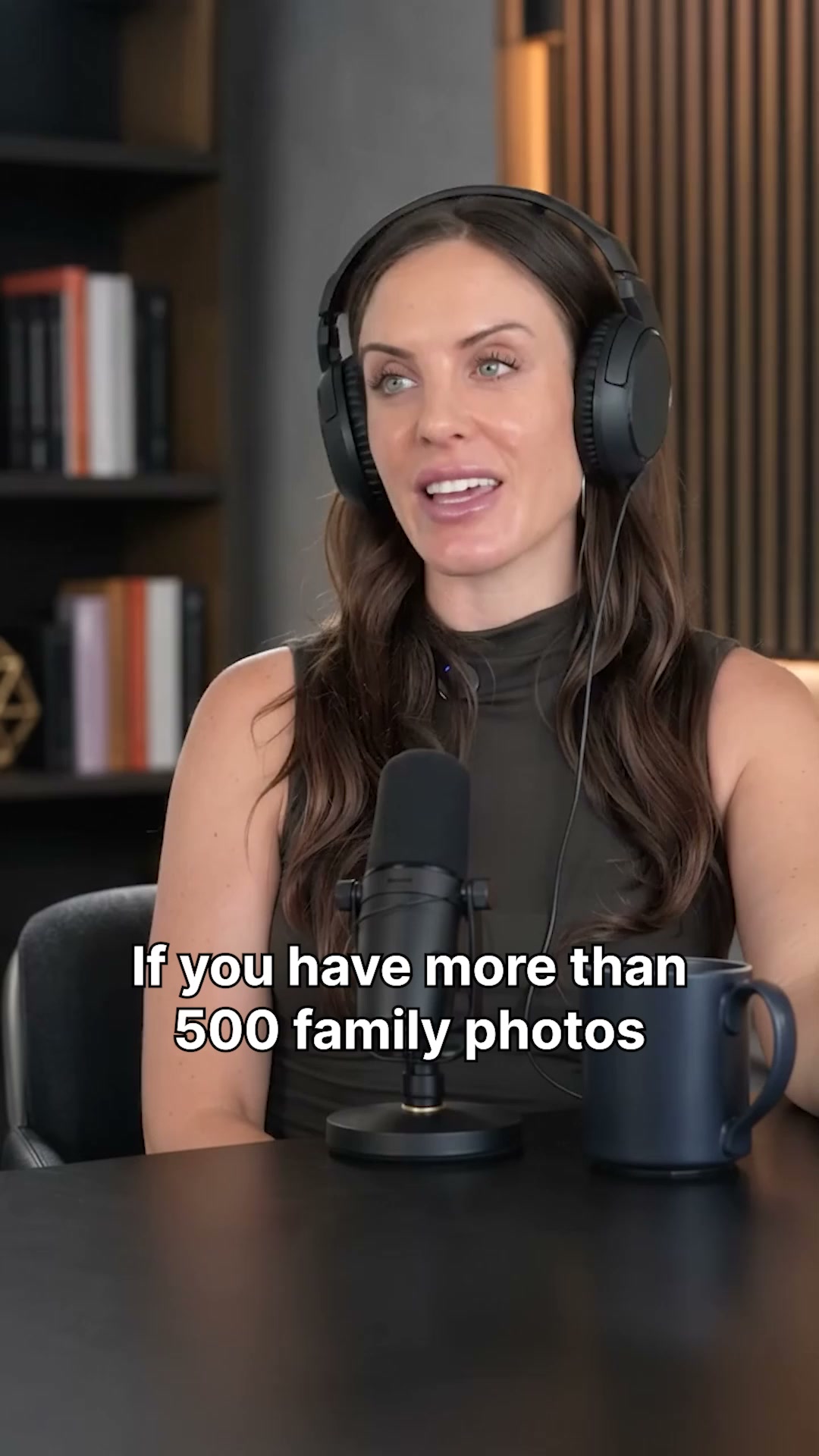 Photomyne Facebook ad: Scan, save & share every memory quickly!